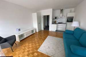 **Vollmöbliertes 1 ZKB Appartement inkl. EBK & Balkon