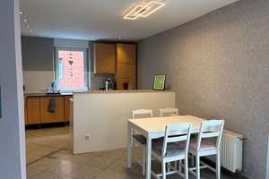 „Ideal für einen Handwerker“
Freistehendes  Einfamilienhaus mit Altbau-Charme in 47228 Duisburg – Die vollständige Adresse der Immobilie erhältst du vom Anbieter., 47228 Bergheim, Duisburg – Vorschaubild 7