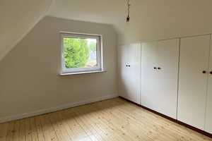 Erstbezug nach Modernisierung - Kleines Einfamilienhaus im Grünen mit schönem Garten – Hamburg – Vorschaubild 11