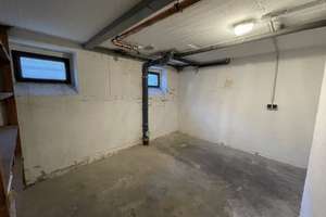 Ruhige sanierte Hofgartenwohnung in zentraler Lage   – Raiffeisenstrasse 2, 30161 List, Hannover – Vorschaubild 23