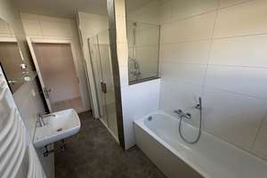 Frisch renoviert und chic - Bungalow mit Einliegerwohnung! – Die vollständige Adresse der Immobilie erhältst du vom Anbieter., 32760 Detmold – Vorschaubild 11