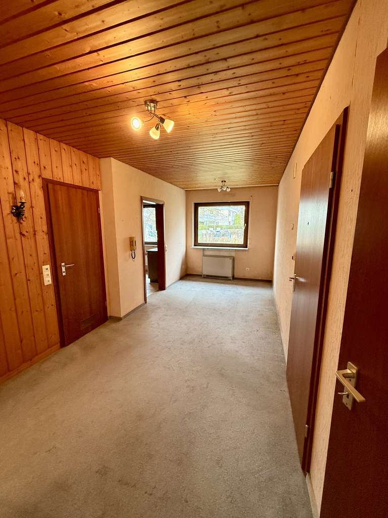 Immobilie in Schwaikheim - 2-Zimmer-Wohnung mit viel Potenzial zu verkaufen - ideal für Eigennutzer & Kapitalanleger - Bild 4