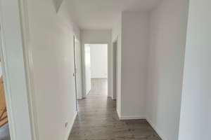 Dachgeschoss-Wohnung auf 2 Ebenen** 4 Zimmer + 2 Bäder + viel Platz – Gisperslebener Straße 41, 99089 Ilversgehofen, Erfurt – Vorschaubild 13