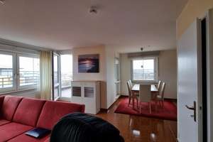 Möblierte Maisonette-Wohnung über den Dächern von Ingolstadt, (nähe Klinikum, Westpark) – Cusanusstraße 2, 85049 Friedrichshofen-Hollerstauden, Ingolstadt – Vorschaubild 2