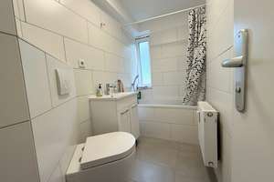 "Von BAIMEX" Modernisierte 2-Zi 40m² Wohnung in Varresbeck – Die vollständige Adresse der Immobilie erhältst du vom Anbieter., 42115 Elberfeld West, Wuppertal – Vorschaubild 5