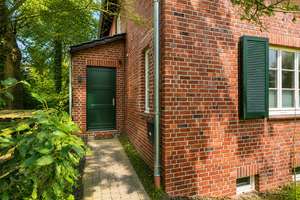 Großzügige Generationenvilla mit drei Wohneinheiten und sonnigem Garten in Bestlage von Othmarschen! – Die vollständige Adresse der Immobilie erhältst du vom Anbieter., 22605 Othmarschen, Hamburg – Vorschaubild 3