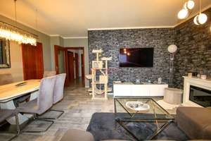 Ein Zuhause zum Wohlfühlen – helle 4-Zimmer-Wohnung mit Balkon & eigenem Stellplatz