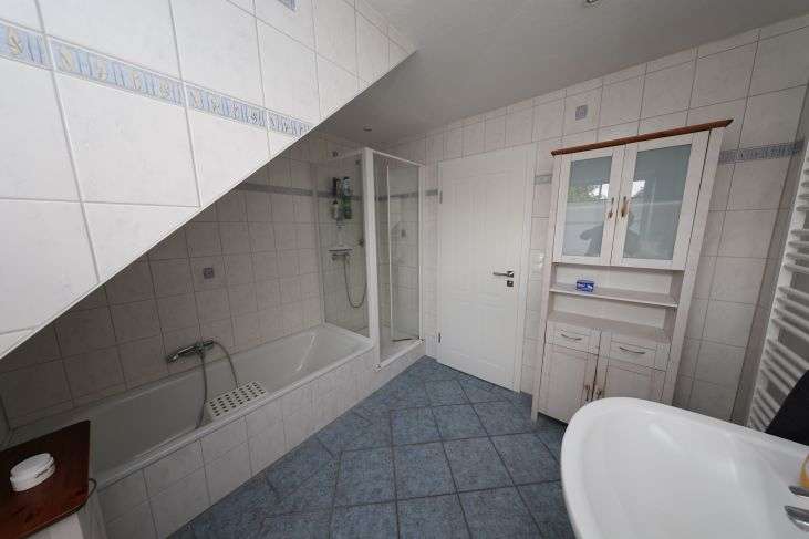 Immobilie in Wesseln - Verkauf eines soliden, gepflegten Einfamilienhauses in Wesseln bei Heide, Kreis Dithmarschen - Bild 10