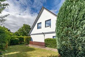 Freistehendes Einfamilienhaus in begehrter Lage – Die vollständige Adresse der Immobilie erhältst du vom Anbieter., 23617 Stockelsdorf – Vorschaubild 15
