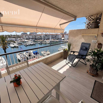 PORT GREC Exklusives renoviertes Apartment mit Panoramablick auf das Meer und den Kanal