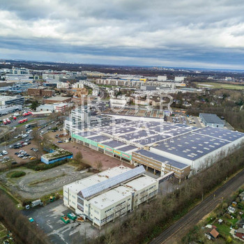 Provisionsfreie Logistikhalle | Rampen | RUHR REAL