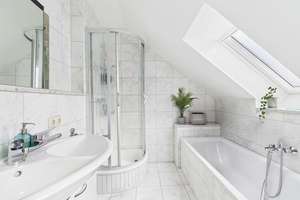 Dachgeschosswohnung in Oberfürberg mit Balkon und großem Hobbyraum – 90768 Oberfürberg, Eschenau, Fürth – Vorschaubild 4