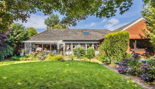 Bild von Geräumiges Einfamilienhaus mit Garten in zentraler Lage