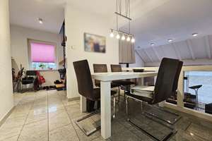 Besonderes Wohngefühl im Split-Level-Stil. Freistehendes Einfamilienhaus mit Einliegerwohnung in ruh – Die vollständige Adresse der Immobilie erhältst du vom Anbieter., 42651 Solingen-Mitte, Solingen – Vorschaubild 10