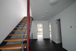 exklusive Doppelhaushälfte, ruhig, Südausrichtung, Architektenhaus – Regensburg (Kreis) – Vorschaubild 4