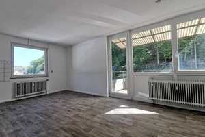 Helle 3-Zi.-Wohnung mit 2 Balkonen, Aufzug  – frisch gestrichen! – Hirsauer Straße 214, 75180 Pforzheim – Vorschaubild 14