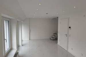 Exklusive Maisonette-Wohnung (3 Zimmer) mit Balkon & Klimaanlage & Küche – Erstbezug – Klosterstraße 58b, 40211 Stadtmitte, Düsseldorf – Vorschaubild 5