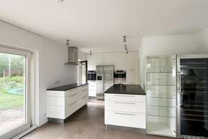 Haus im Haus mit Garten und zwei Garagen in bester Lage! – 70563 Rosental, Stuttgart – Vorschaubild 10