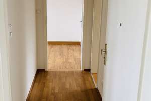 Blick ins Grüne: Ruhige 2-Zimmer-Wohnung mit Balkon – Ringlerstraße 11, 85057 Nordwest, Ingolstadt – Vorschaubild 7