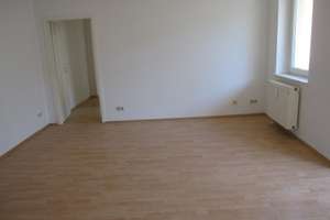 Gemütliche 2-Raum-Wohnung mit Balkon - erster Monat kaltmietfrei! – Halberstädter Straße 151, 39112 Sudenburg, Magdeburg – Vorschaubild 2