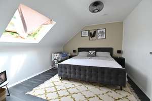 Charmante Dachgeschosswohnung in Köln-Lind - gemütliches Wohnen mit Flair – Frankfurter Str. 98, 51147 Wahn, Köln – Vorschaubild 7