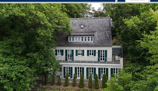 Bild von Imposanter Familientraum - Modernisiert, Naturidylle & Stadtnähe perfekt vereint