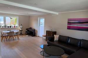 Top Luxus sanierte 5 Zimmer Maisonette-Wohnung mit großem Südbalkon, Garten, Keller und Garage – Die vollständige Adresse der Immobilie erhältst du vom Anbieter., 81475 Fürstenried-West, München – Vorschaubild 2