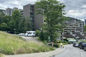 HD-Emmertsgr: 2- ZKB mit Balkon – Blick bis Frankreich, renovierungsbedürfrig, FREI, keine K-Prov. – Mombertplatz 23, 69126 Emmertsgrund, Heidelberg – Vorschaubild 3