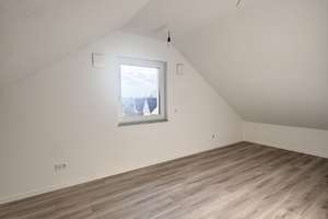 Moderne Maisonette-Wohnung mit top Ausstattung und 2 Balkonen in begehrter Lage von Bielefeld! – Die vollständige Adresse der Immobilie erhältst du vom Anbieter., 33659 Senne, Bielefeld – Vorschaubild 8