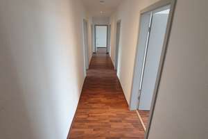 Großzügige Wohnung mit Einbauküche und Balkon sucht neue Mitbewohner – Agnetenstraße 24a, 39106 Alte Neustadt, Magdeburg – Vorschaubild 2