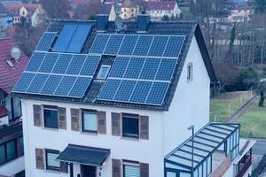Gepflegtes Ein- bis Zweifamilienhaus mit Photovoltaik und zusätzlichem Grundstück in Hornbach – Die vollständige Adresse der Immobilie erhältst du vom Anbieter., 66500 Hornbach – Vorschaubild 1
