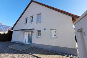 * HIER BLEIBEN KEINE WOHNWÜNSCHE OFFEN * hochwertig ausgestattete DHH mit GARTEN + GARAGE + CARPORT – Roth (Kreis) – Vorschaubild 4