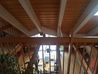 Traumhaft schöne 2-Zimmer-Maisonette-Wohnung mit Balkon und Einbauküche in Dreieichenhain