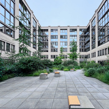 Privater Büroraum für 2 Person in Regus Perlach