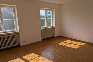 Charmante Altbauwohnung im EG mit Terrasse, Gartenbezug & 37 m² Zusatzfläche