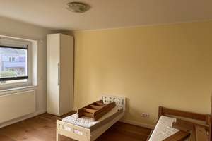 Glück kann man kaufen - ein Haus mit vielen Möglichkeiten...! – Die vollständige Adresse der Immobilie erhältst du vom Anbieter., 45138 Huttrop, Essen – Vorschaubild 15