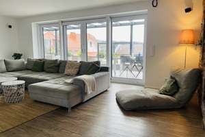 Büdingens beste Lage - Zweifamilienhaus mit *Garten*Pool*Sauna*Garagen – Die vollständige Adresse der Immobilie erhältst du vom Anbieter., 63654 Büdingen – Vorschaubild 9