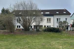Ein Traum für Familien: Reihenmittelhaus mit viel Platz & Blick auf Wiesen und Blumenauer Wäldchen. – Die vollständige Adresse der Immobilie erhältst du vom Anbieter., 31515 Wunstorf – Vorschaubild 1