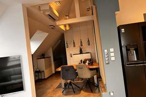 Attraktive voll möblierte 2-Zimmer-Dachgeschosswohnung inkl. TG und Keller U Bahn Harras – Albert-Roßhaupter-Str. 46, 81369 Mittersendling, München – Vorschaubild 3