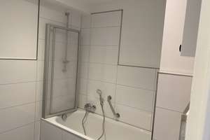 Attraktive Erdgeschoss 2,5-Zimmer-Wohnung mit Terrasse in Oberhausen Schmachtendorf – Schmachtendorfer Str. 54, 46147 Holten, Oberhausen – Vorschaubild 4