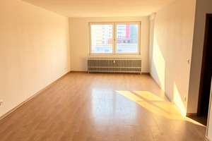 [VAC-16404] - Attraktive 3 Zimmer Wohnung im 6. OG! – Warburghof 18, 30627 Groß-Buchholz, Hannover – Vorschaubild 1