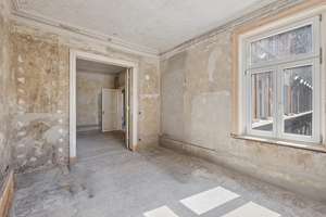 Rohdiamant im Herzen von Ottensen: Stilaltbau mit 4 Zimmern & großem Ausbaupotenzial – Die vollständige Adresse der Immobilie erhältst du vom Anbieter., 22763 Ottensen, Hamburg – Vorschaubild 18