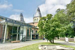 *moderne und großzügige 4,5 Raumwohnung in einmaliger Lage an der Elbe*