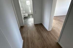 Frisch sanierte DG-Wohnung an der Weser – Fröbelstraße 16, 28775 Fähr-Lobbendorf, Bremen – Vorschaubild 3