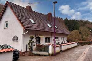Familienidyll am Waldrand – Großzügiges Ein-/Zweifamilienhaus mit Garten,  viel Gestaltungsspielraum – Die vollständige Adresse der Immobilie erhältst du vom Anbieter., 66957 Trulben – Vorschaubild 14