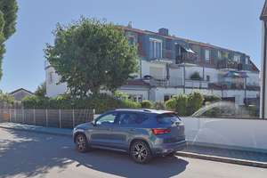 Zweifacher Balkon, viel Licht, viel Platz: Attraktive 3-Zimmer-Dachgeschosswohnung – Die vollständige Adresse der Immobilie erhältst du vom Anbieter., 85055 Nordost, Ingolstadt – Vorschaubild 2