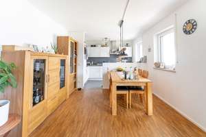 *Hochwertige und moderne 4-Zimmer Wohnung mit überdachtem Südbalkon im Straubinger Osten* – Die vollständige Adresse der Immobilie erhältst du vom Anbieter., 94315 Kernstadt, Straubing – Vorschaubild 3