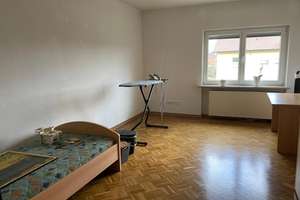 Geräumiges Zweifamilienhaus mit großem Garagen und Burgblick in Burglengenfeld zu verkaufen – Die vollständige Adresse der Immobilie erhältst du vom Anbieter., 93133 Burglengenfeld – Vorschaubild 19
