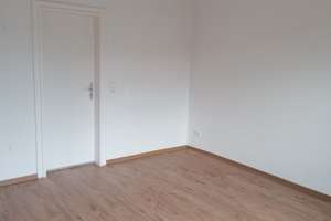 Modernisierte Wohnung mit Balkon im Musikerviertel – Die vollständige Adresse der Immobilie erhältst du vom Anbieter., 23556 Sankt Lorenz Nord, Lübeck – Vorschaubild 2