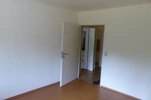 Helle 3-Zimmer-Wohnung in Erlangen-Bruck mit Südbalkon und Garage – Elise-Späth-Str. 8, 91058 Schönfeld, Erlangen – Vorschaubild 5